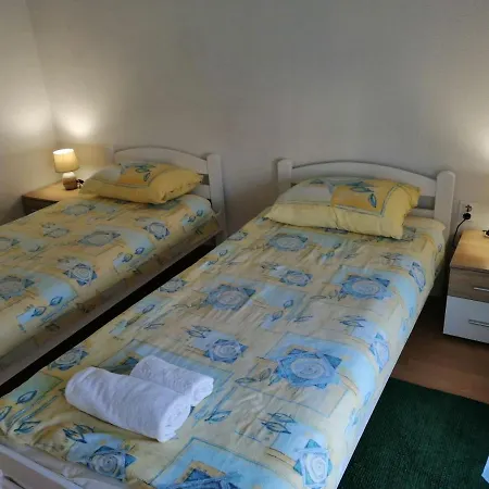 شقة Apartman Luna