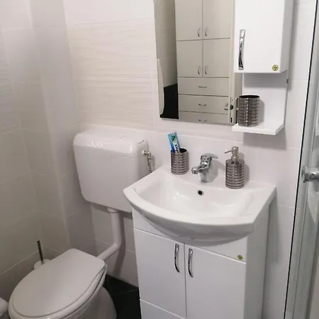 شقة Apartman Luna *