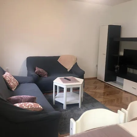 شقة Apartman Luna بانيا لوكا