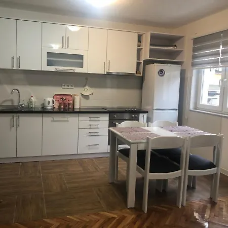 شقة Apartman Luna بانيا لوكا